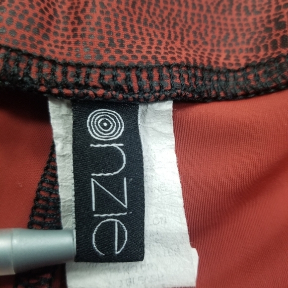 Onzie Sz M/L Snake Print Faux Leather Leggings - Picture 4 of 7